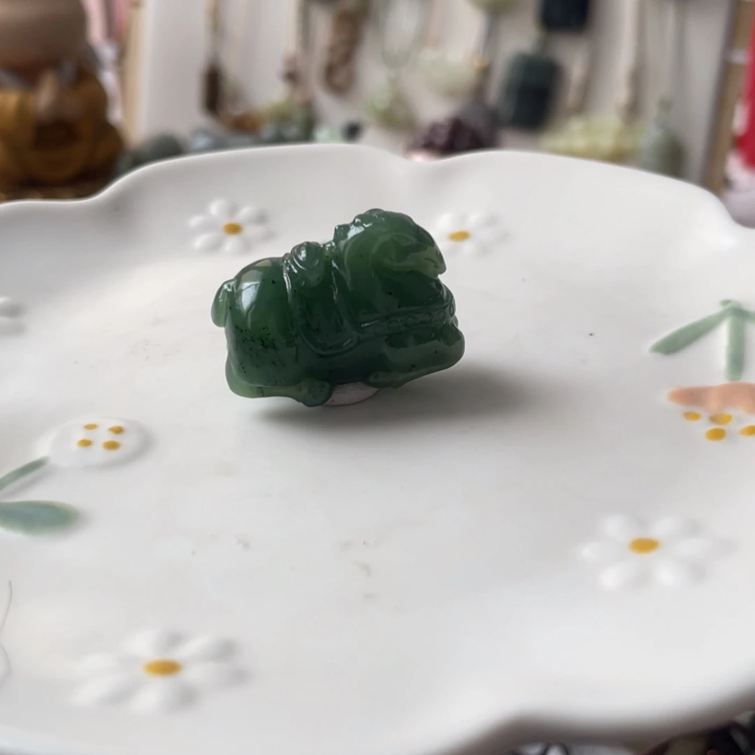 和田玉未镶嵌颈饰碧玉马