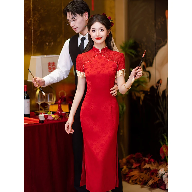 敬酒服新娘2025新款酒红色新中式订婚礼服连衣裙回门修身长款