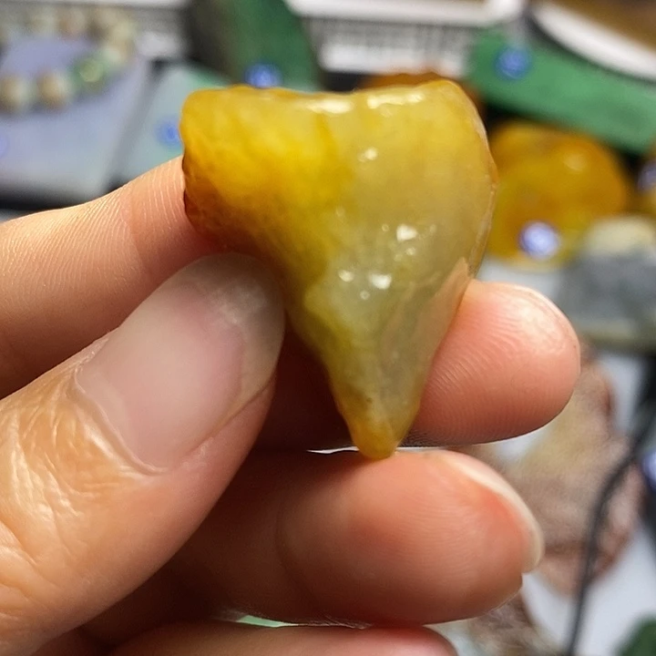 定制翡翠未镶嵌天然缅甸翡翠定制