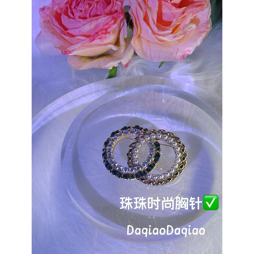 铜合金合成锆石胸针 珠珠时尚胸针 00A145