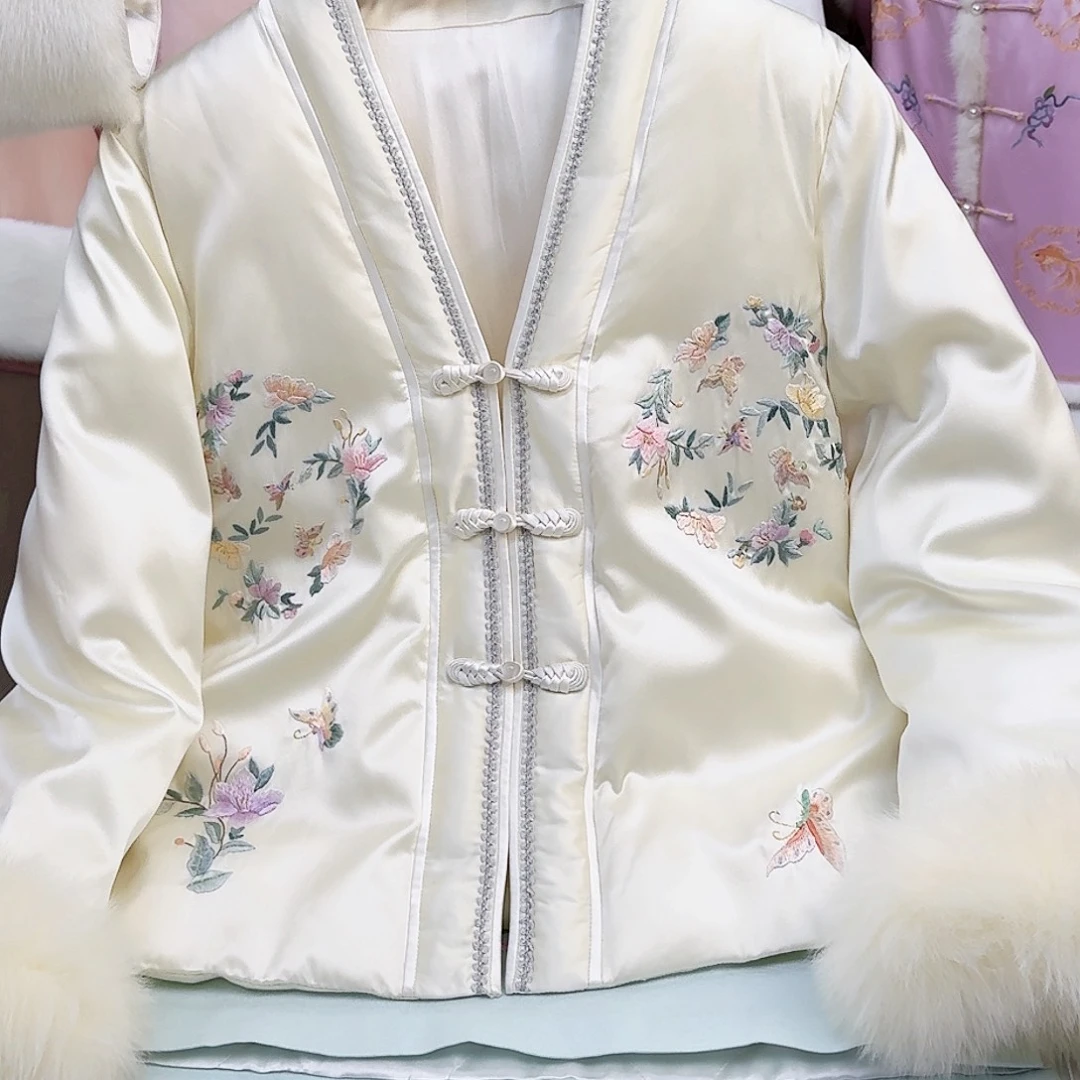 织绣真丝 v领羽绒服
