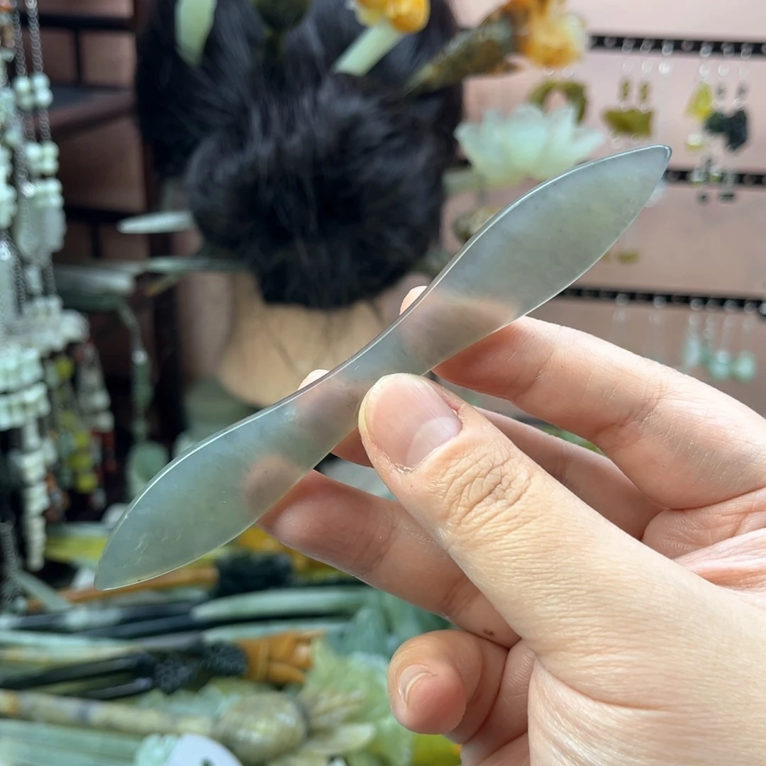 岫玉未镶嵌发饰玉****肤长度13厘米左右