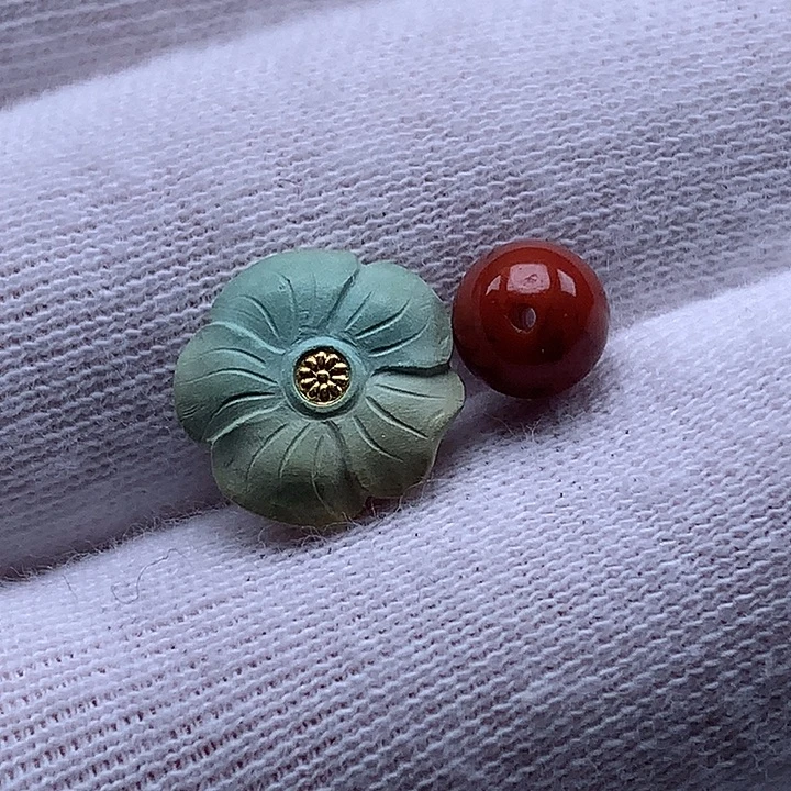 南红玛瑙未镶嵌珠宝奇石