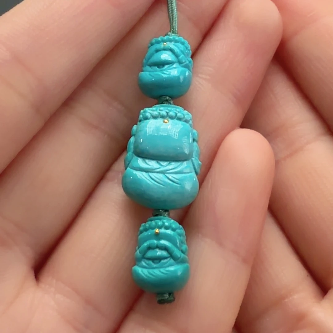 绿松石未镶嵌颈饰