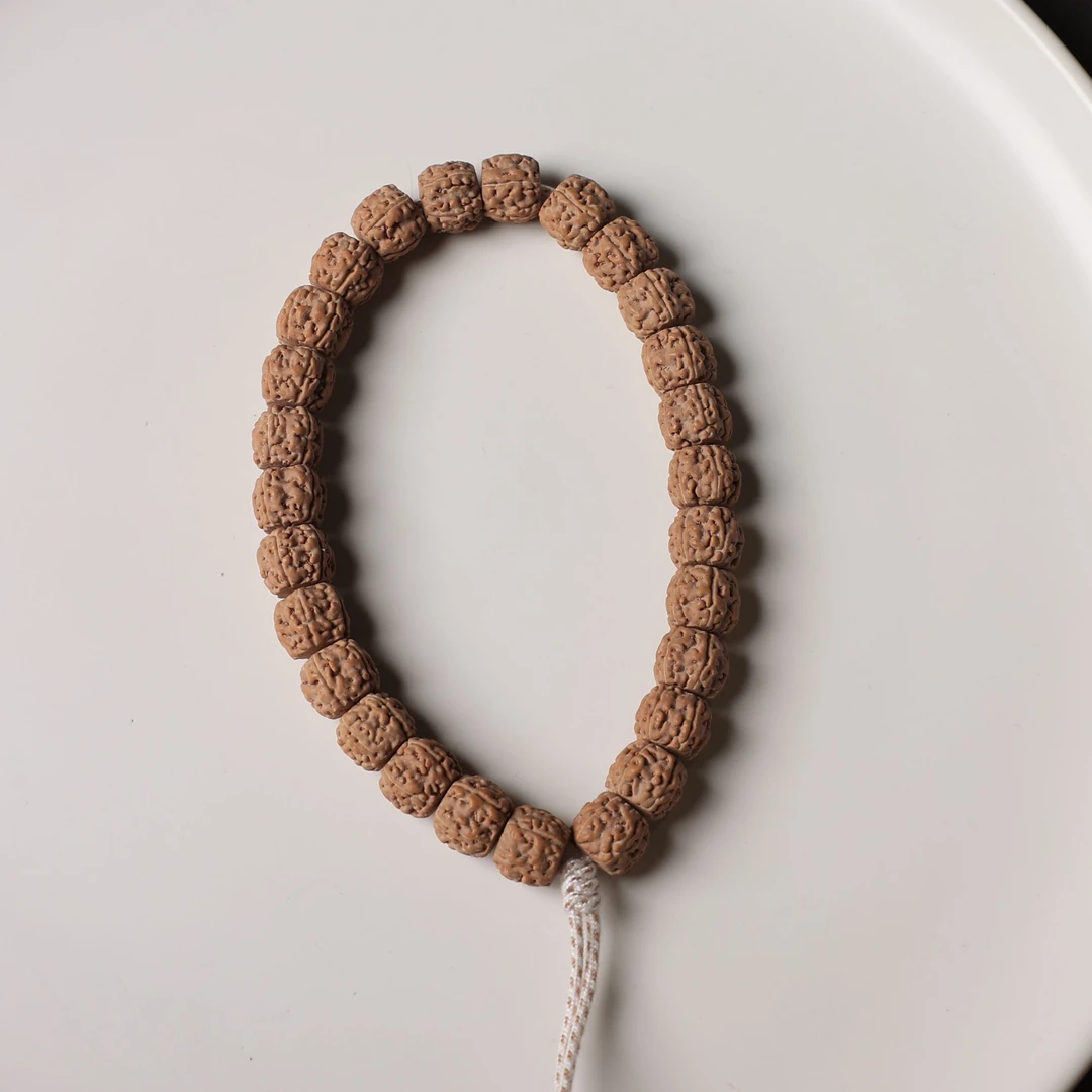 【编号S30】头货一代龙单圈小金刚尺寸10mm左右