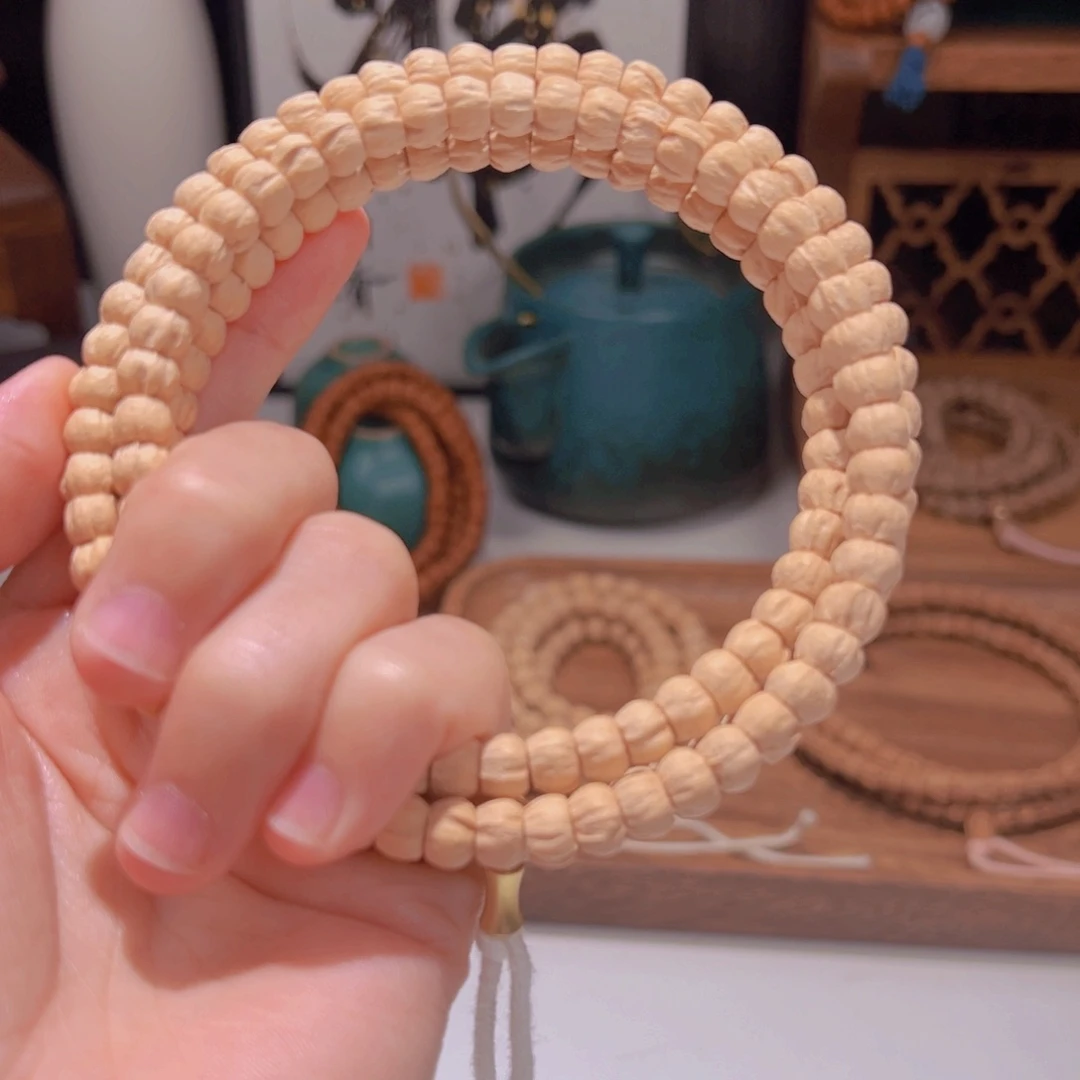 爱***饼吊坠柏香籽/百香籽