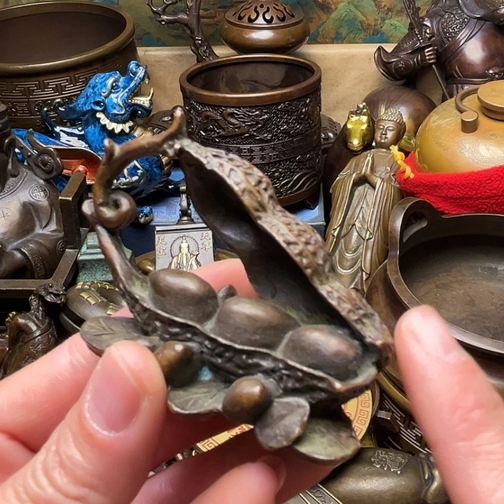 精美铜器批发档口