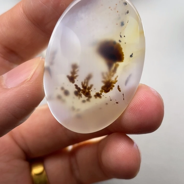 玛瑙/玉髓颈饰未镶嵌民**惠