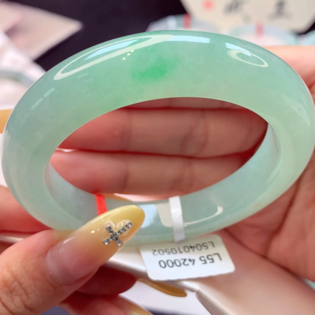 翡翠手镯未镶嵌泥鳅背15号66