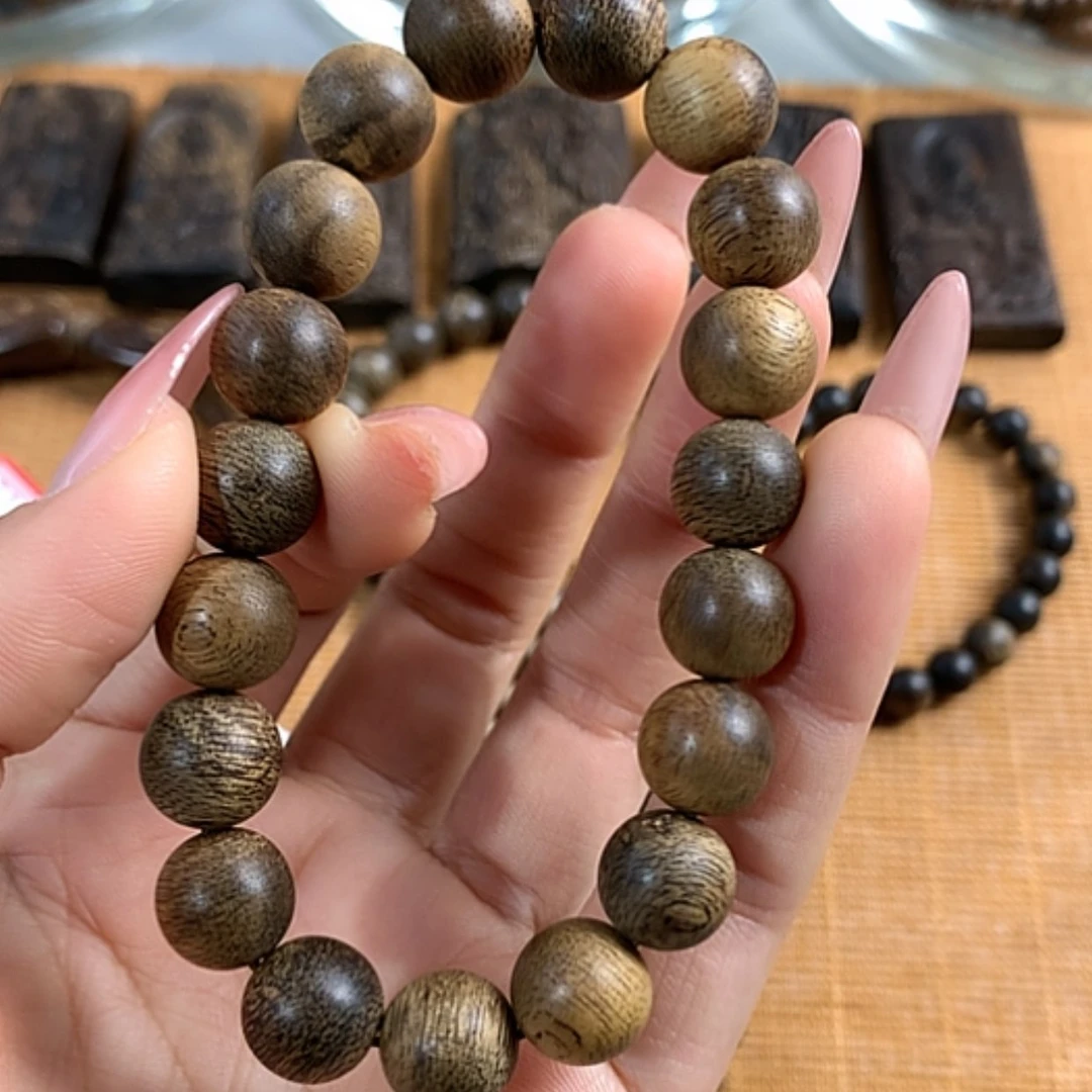 【闪购商品】沉香手串老挝红土沉香1.1，11克单圈