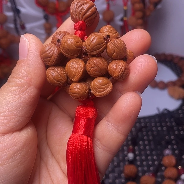 桃核吊坠龙纹桃枭