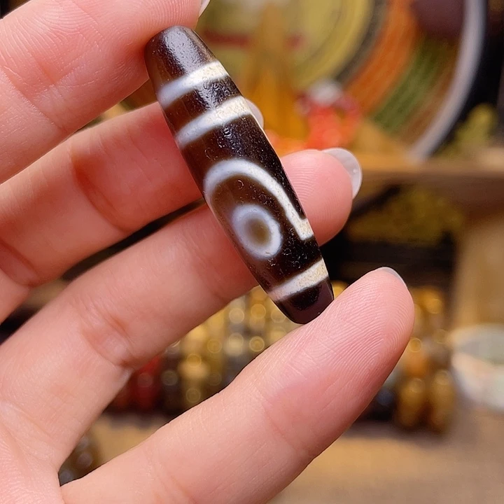 玛瑙/玉髓（覆膜）散珠两眼