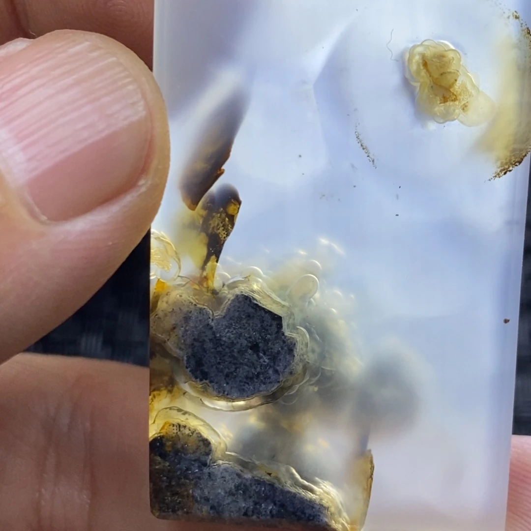 娱***哥玛瑙/玉髓未镶嵌颈饰