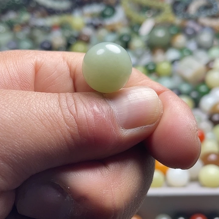 未镶嵌和田玉车挂莲**童