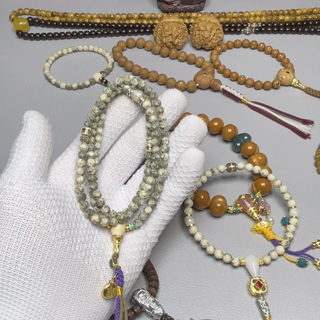 星月菩提吊坠。。。。。。。。。。。