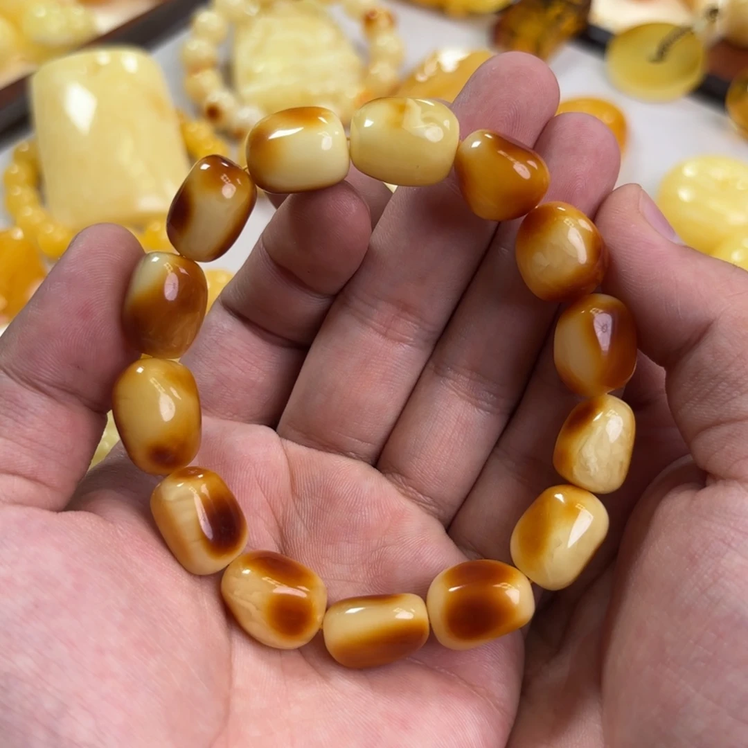 未镶嵌琥珀裸石高***大手串