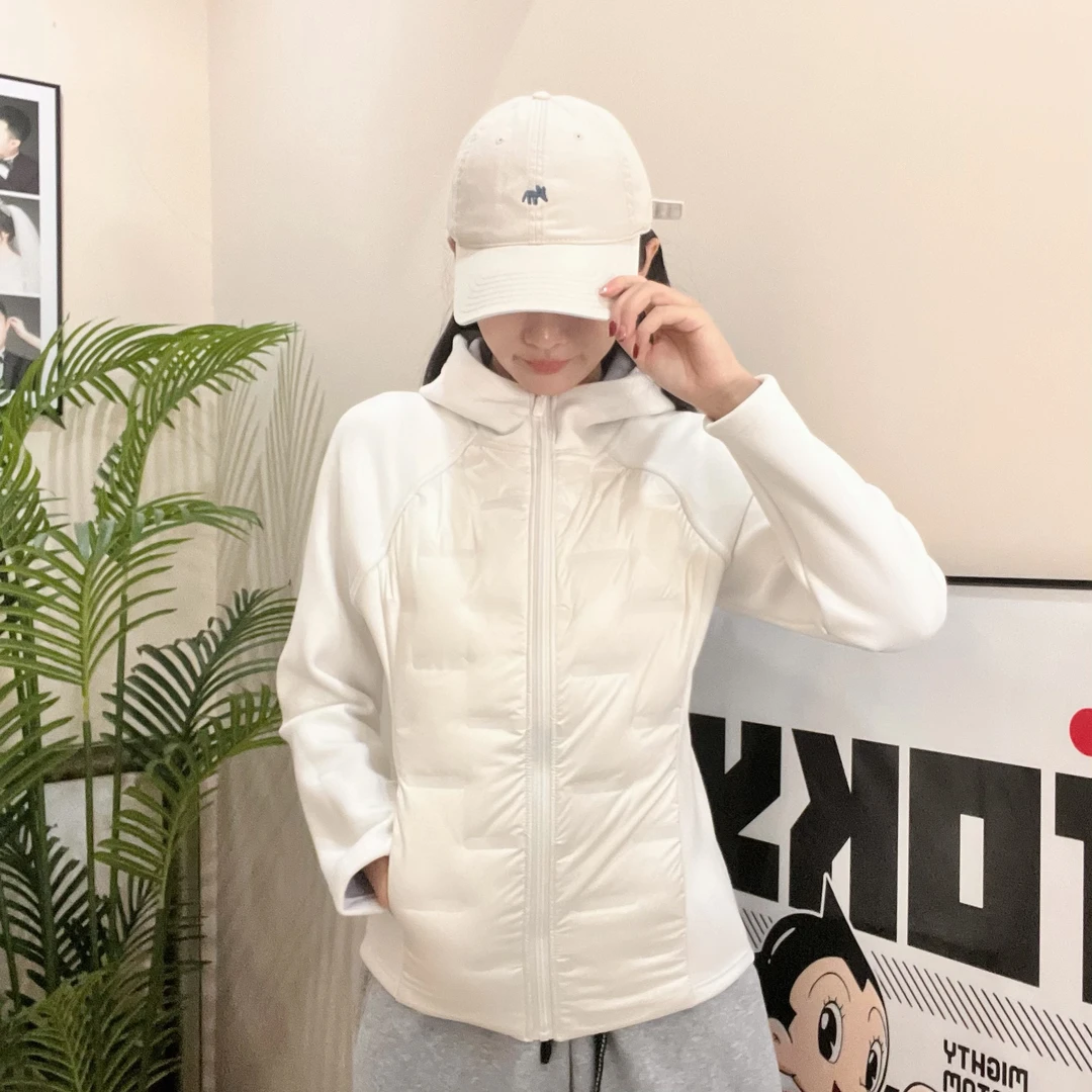 黑金时尚连帽轻薄羽绒服女短款2024秋冬新款90白鸭绒小款外套.TB