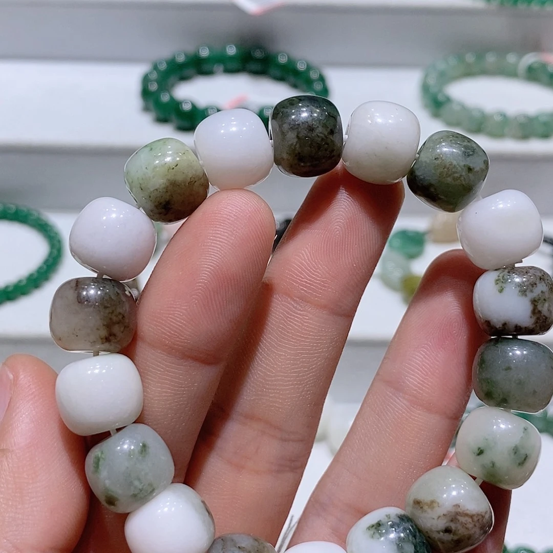 独山玉未镶嵌手串