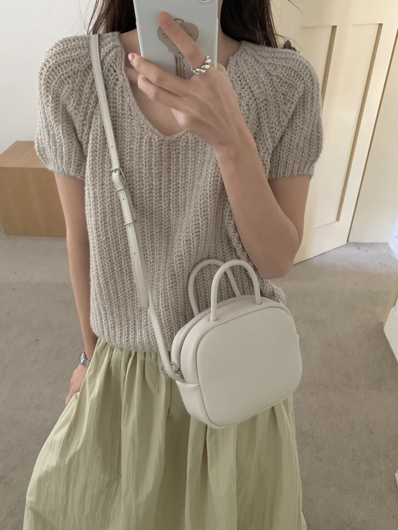 韩国ins风高级感牛皮手提小方包简约休闲通勤豆腐包单肩斜挎包