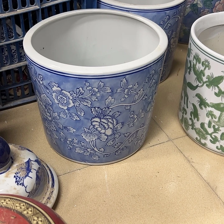 瓷片微瑕陶罐。。。。。。。。。。。。