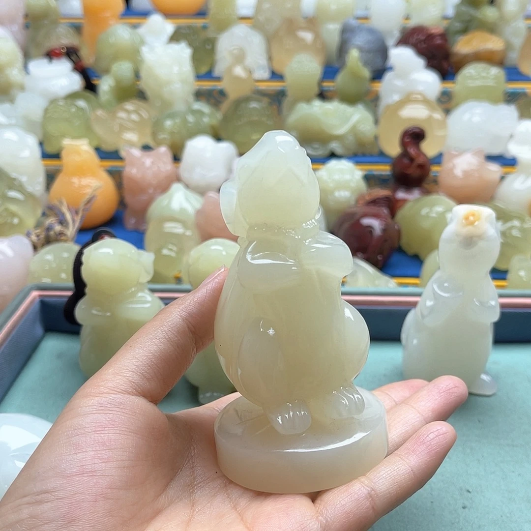 赵***姐新疆昆仑山脉山料