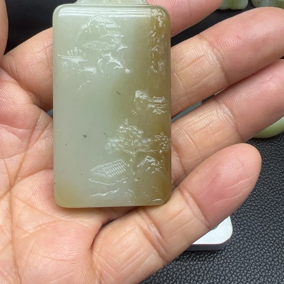 和田玉（糖玉）未镶嵌吊坠(不含链)