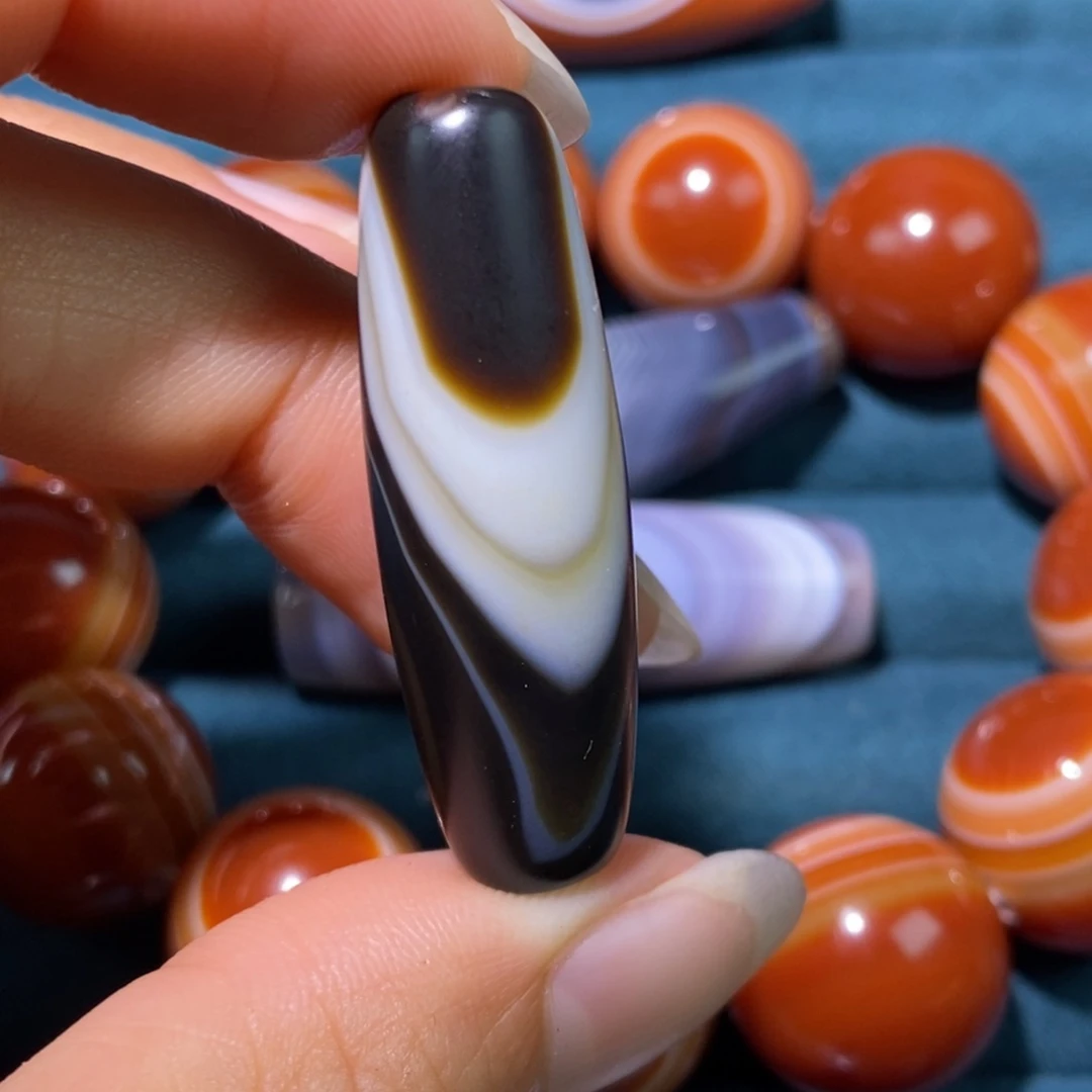 未镶嵌玛瑙/玉髓珠宝奇石