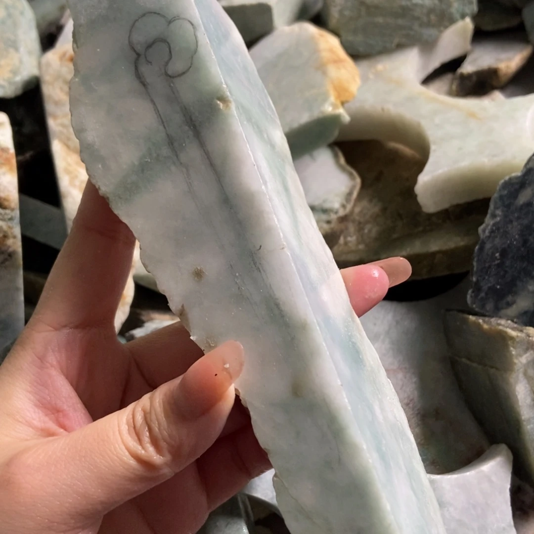 翡翠未镶嵌挂件天然翡翠