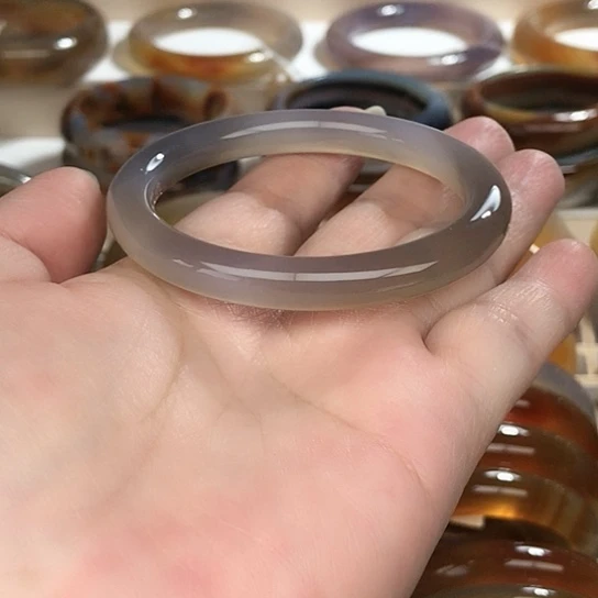 玛瑙/玉髓未镶嵌手镯（圆镯）