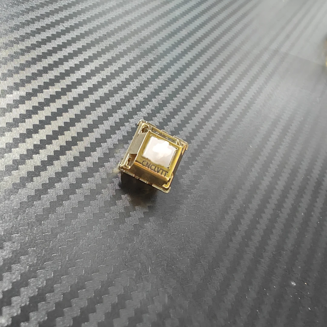 CNCLVTT 黄金磁轴1颗-粉八