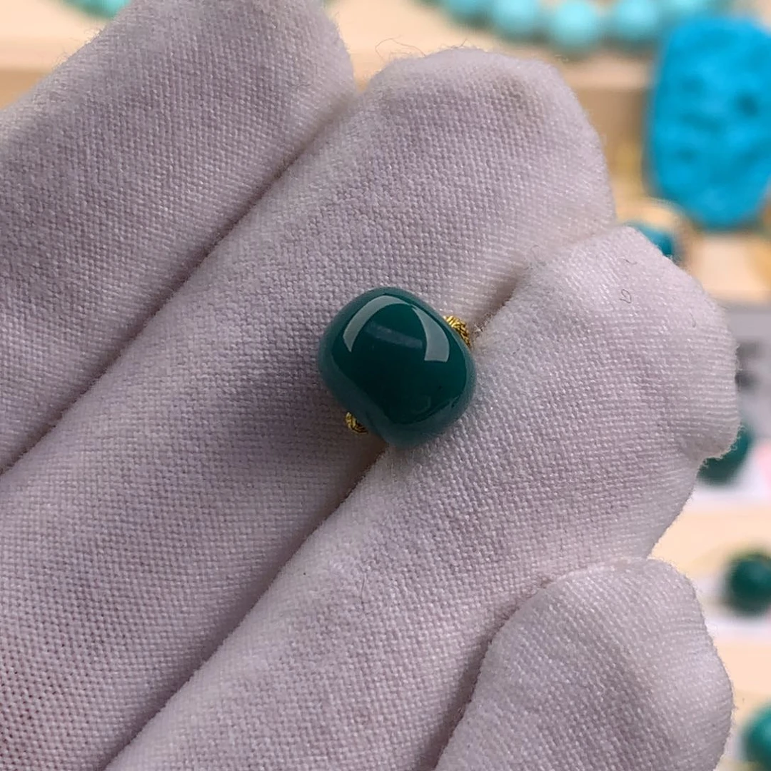 绿松石珠宝奇石未镶嵌9.4