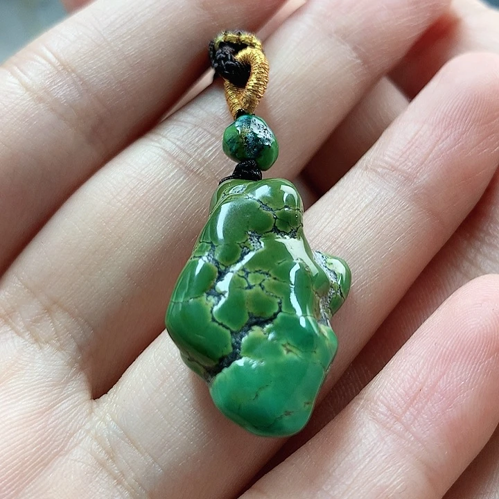 未镶嵌绿松石珠宝奇石