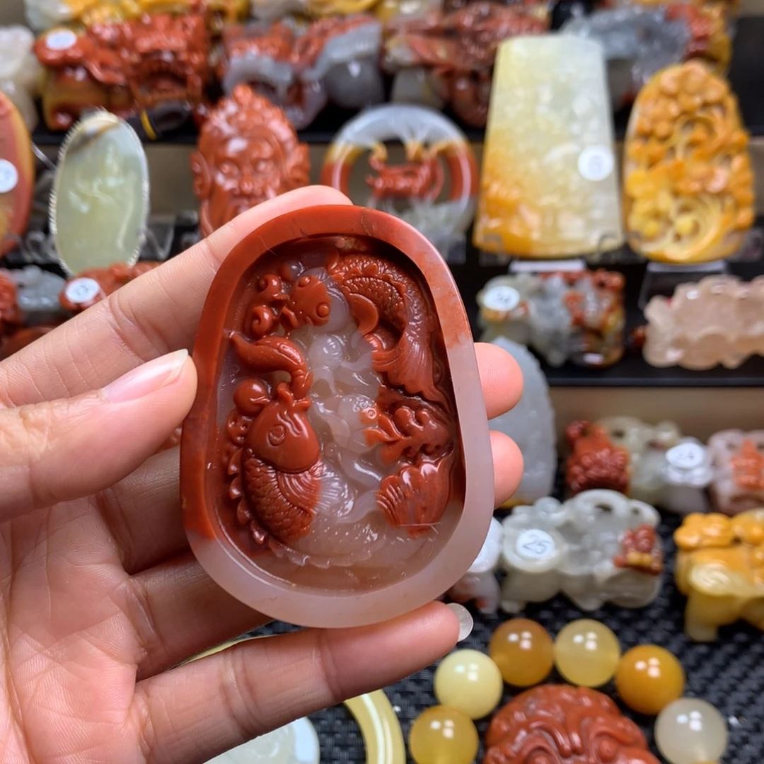 石英质玉（黄龙玉）挂件未镶嵌