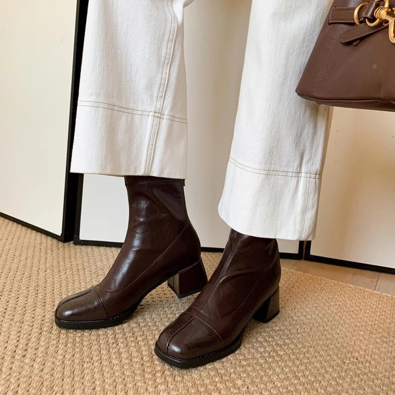 纯手工韩系方头短筒弹力瘦瘦靴女2025年新款马丁靴通勤百搭短靴