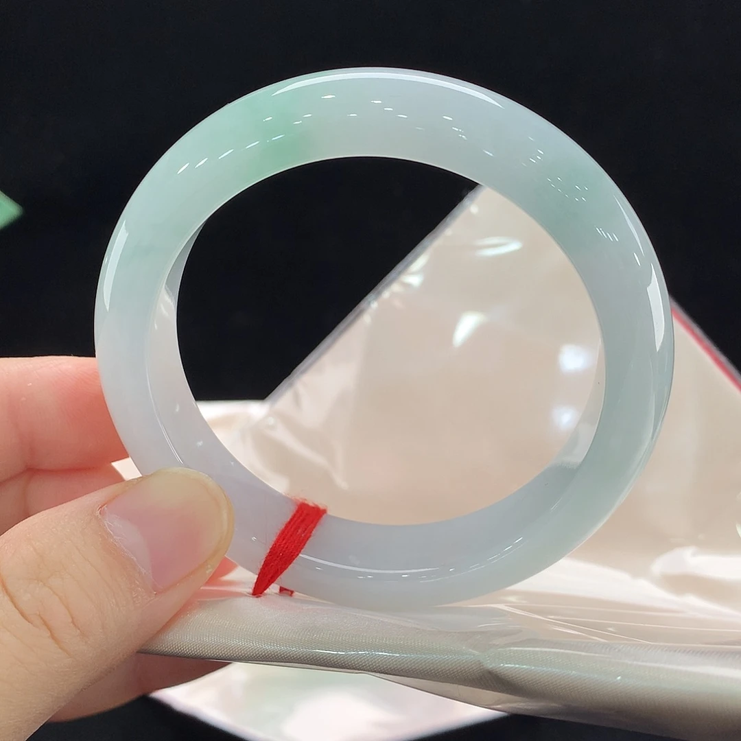 翡翠未镶嵌手镯0178