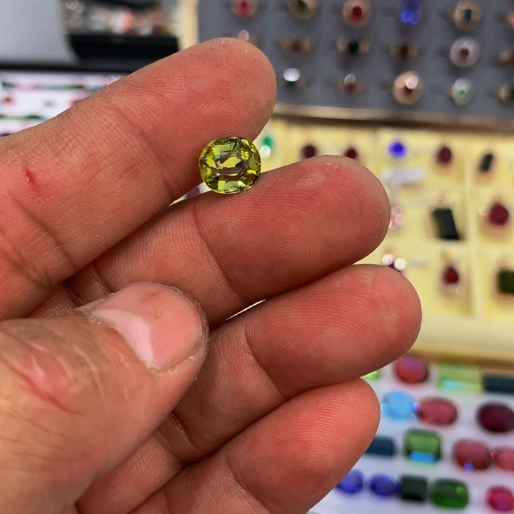 碧玺珠宝半成品未镶嵌s***y碧玺3克拉