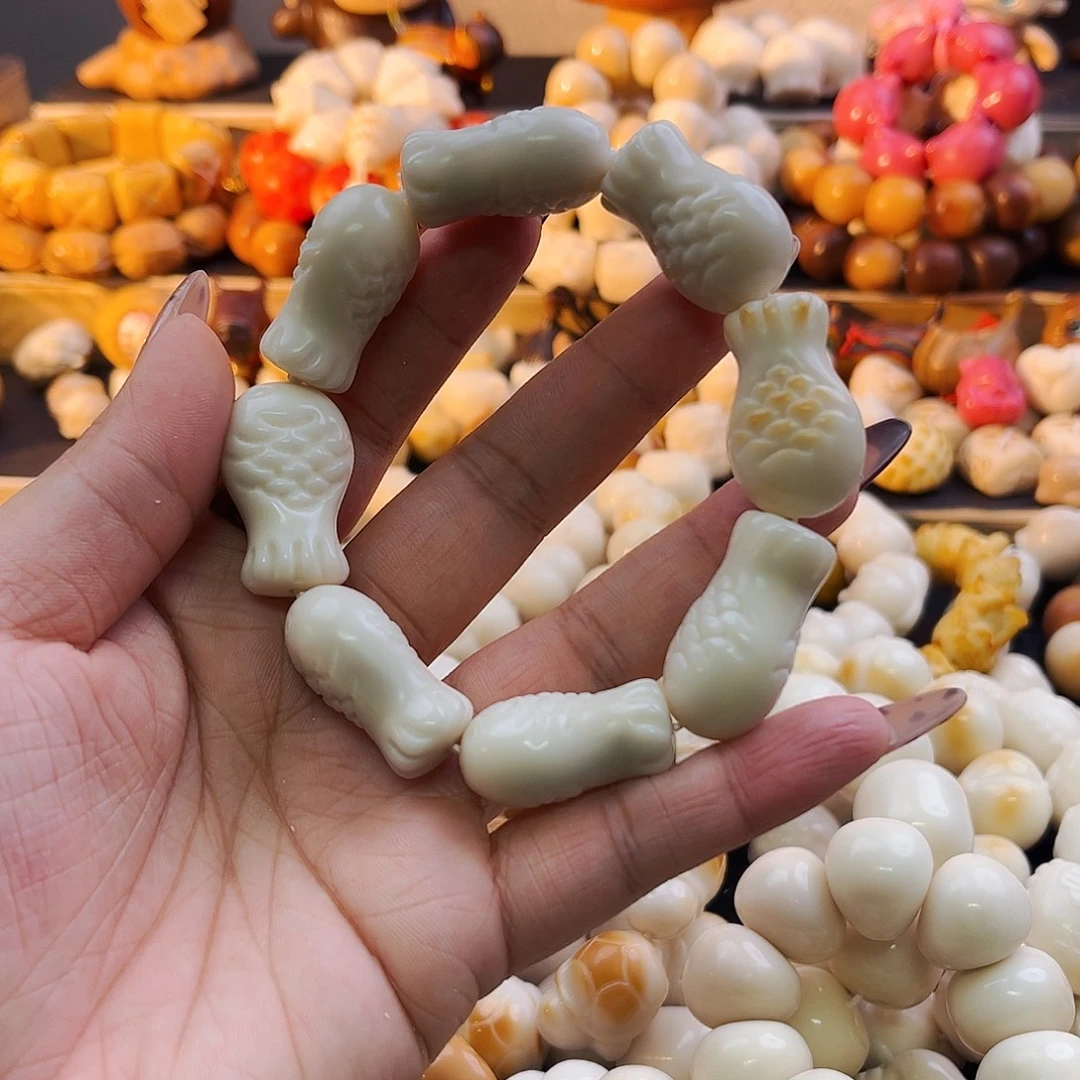 手串菩提根/象牙果锦鲤