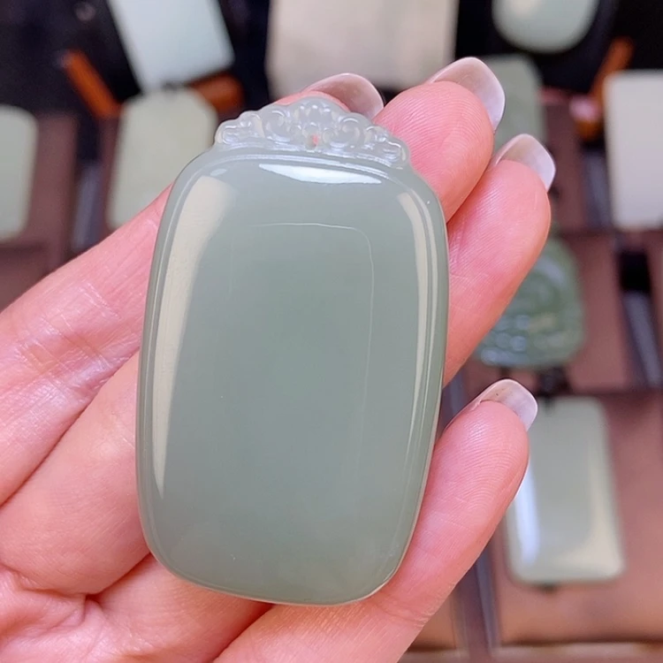【闪购商品】颈饰未镶嵌和田玉