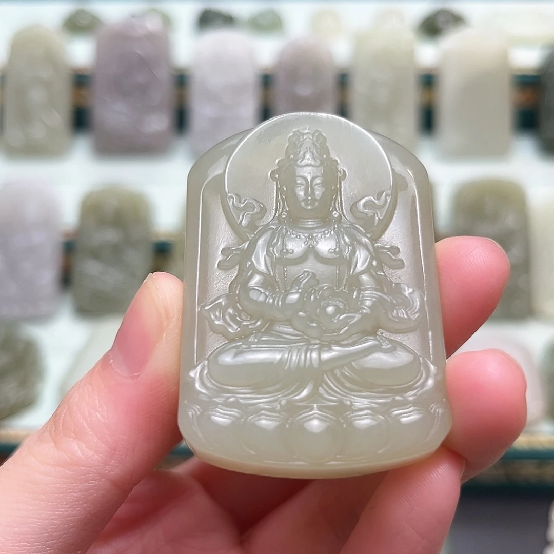 和田玉未镶嵌颈饰