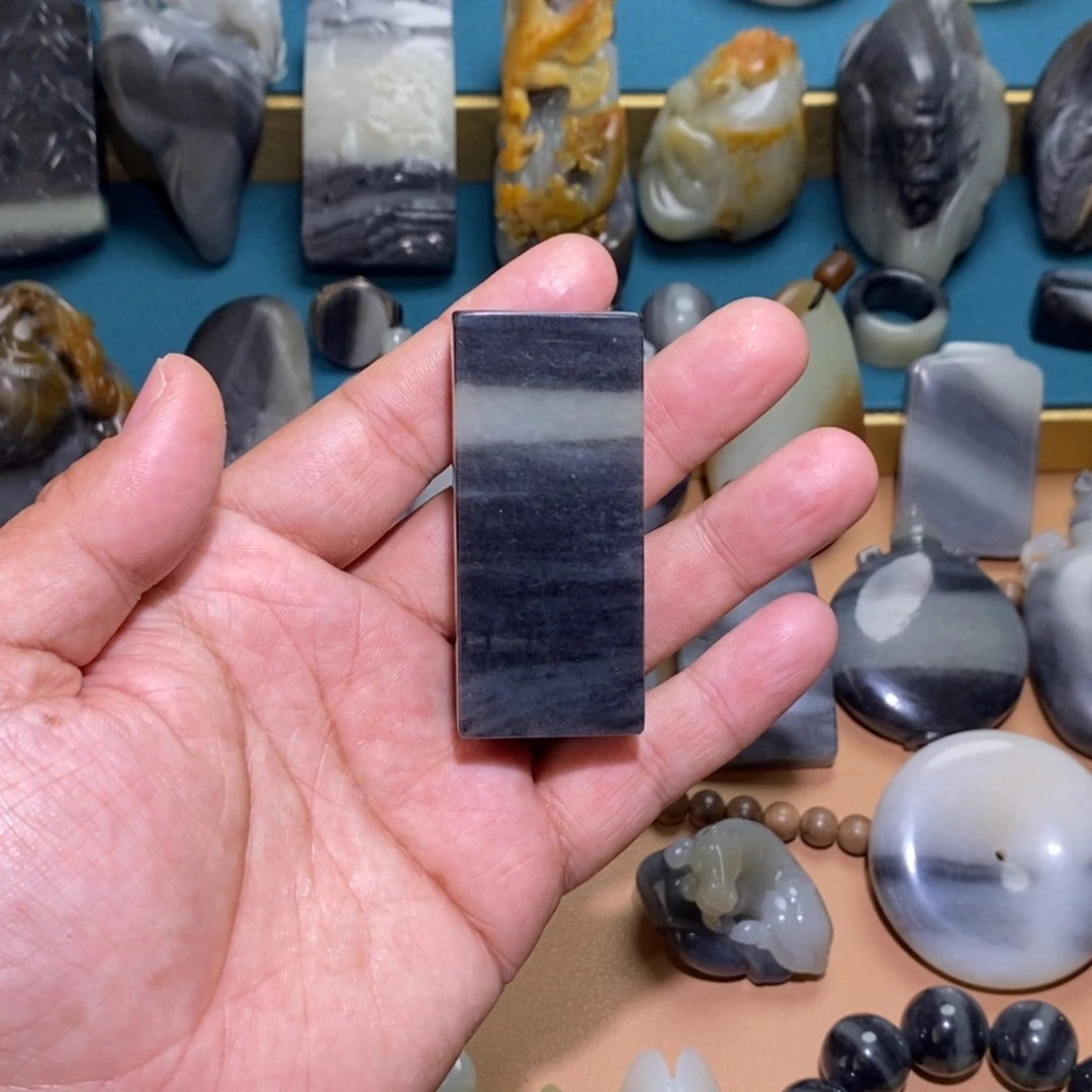 未镶嵌和田玉摆件就**样