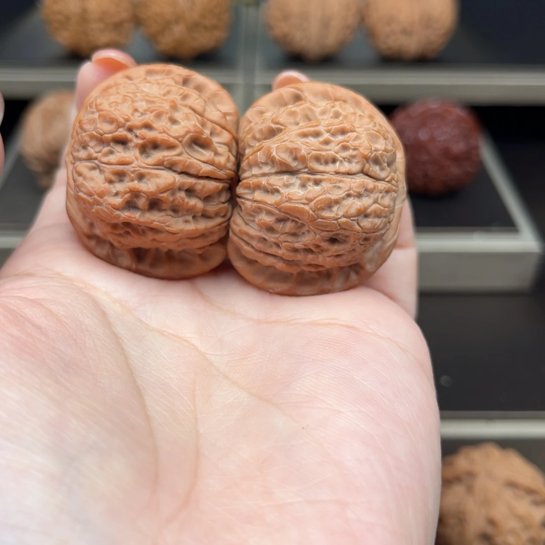 吊坠桃核平谷野生原树血麒麟