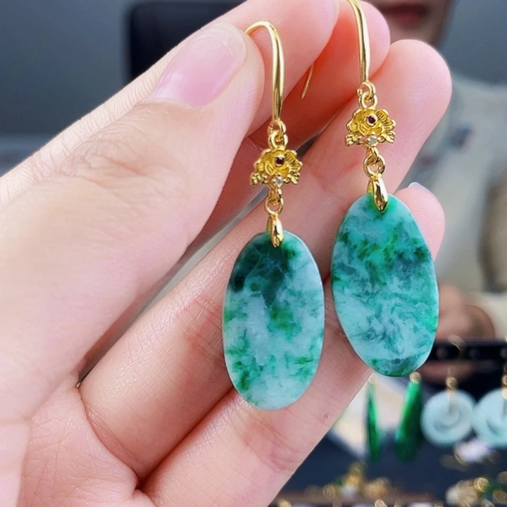 翡翠耳饰未镶嵌饰品