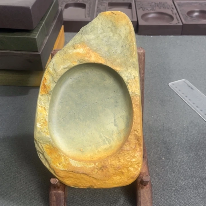 广东肇庆原石端砚