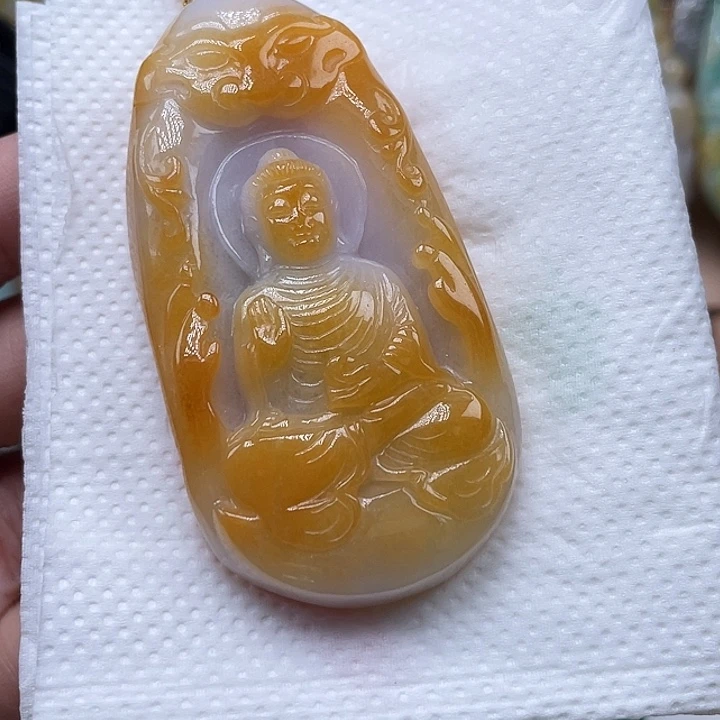 翡翠未镶嵌颈饰虫***个天然