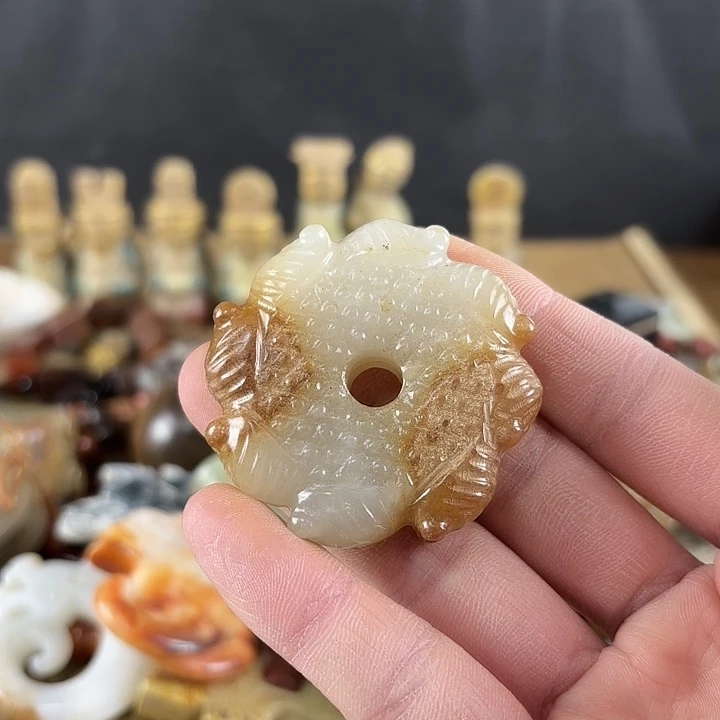 和田玉挂件未镶嵌