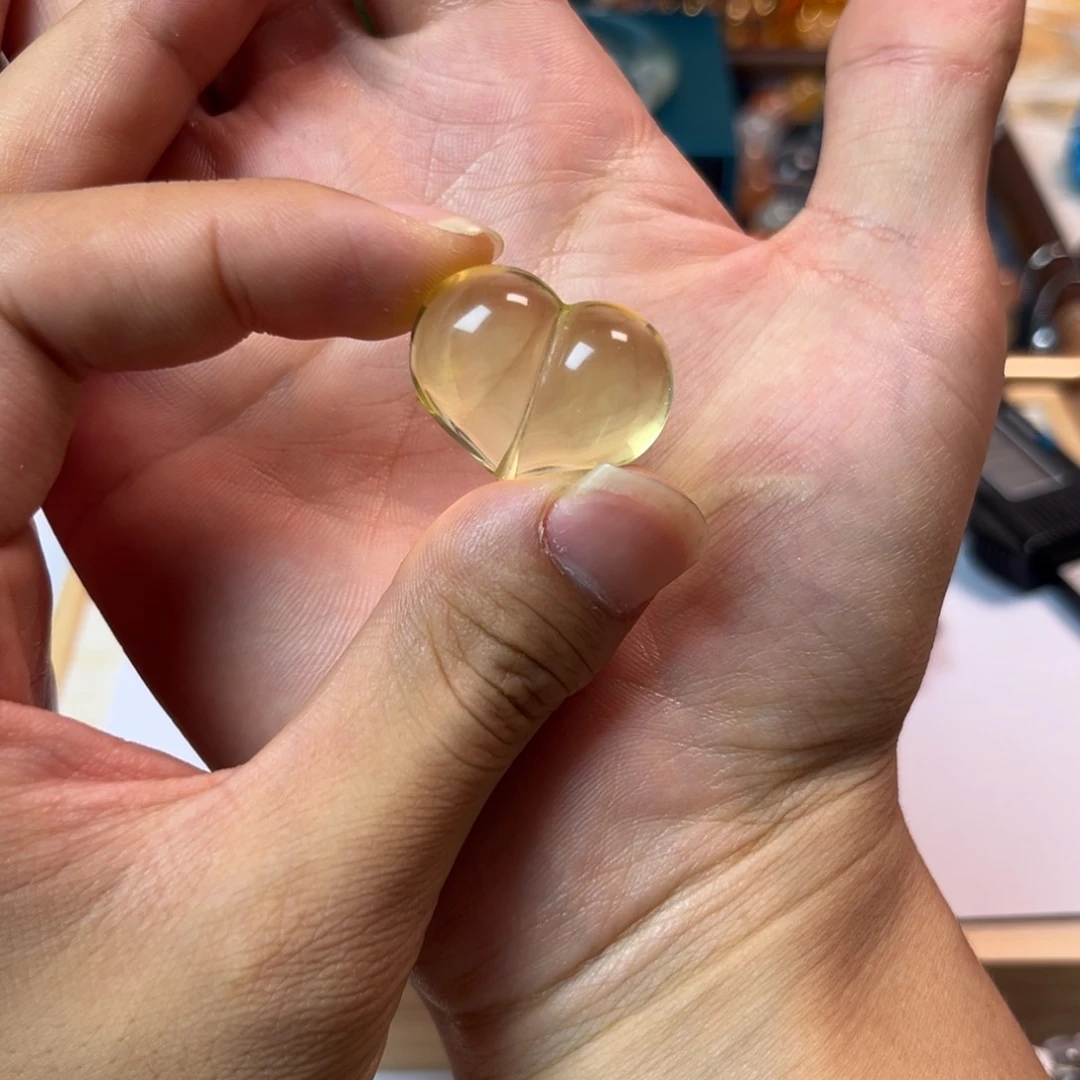【闪购商品】水晶手链未镶嵌黄水大屁桃