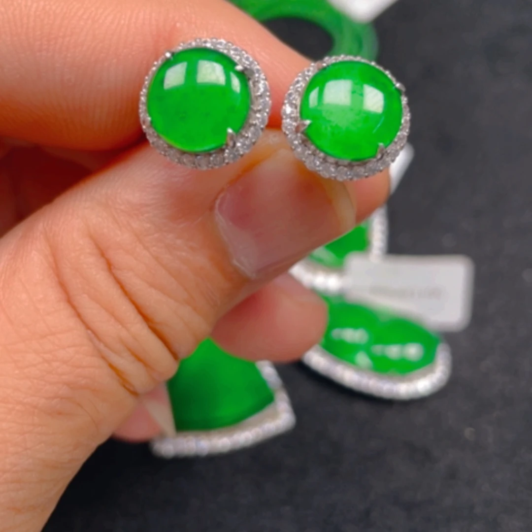 【闪购商品】翡翠银S925镶嵌颈饰耳钉