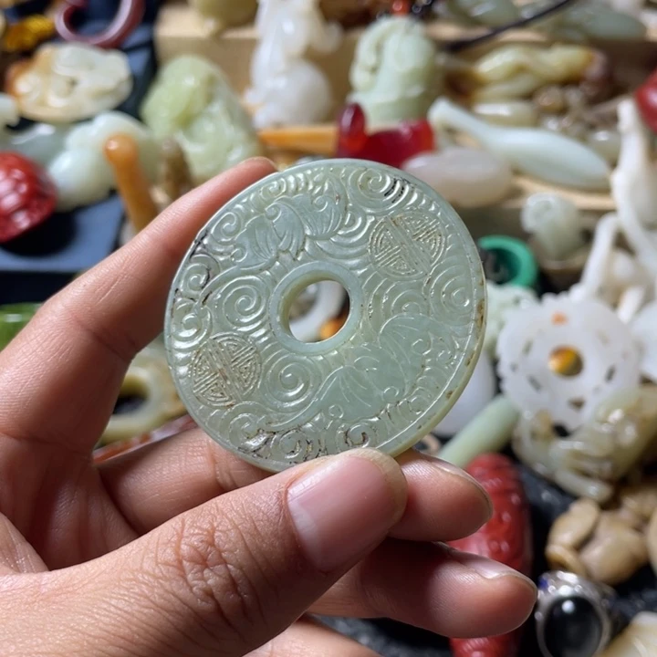 和田玉未镶嵌吊坠(不含链)