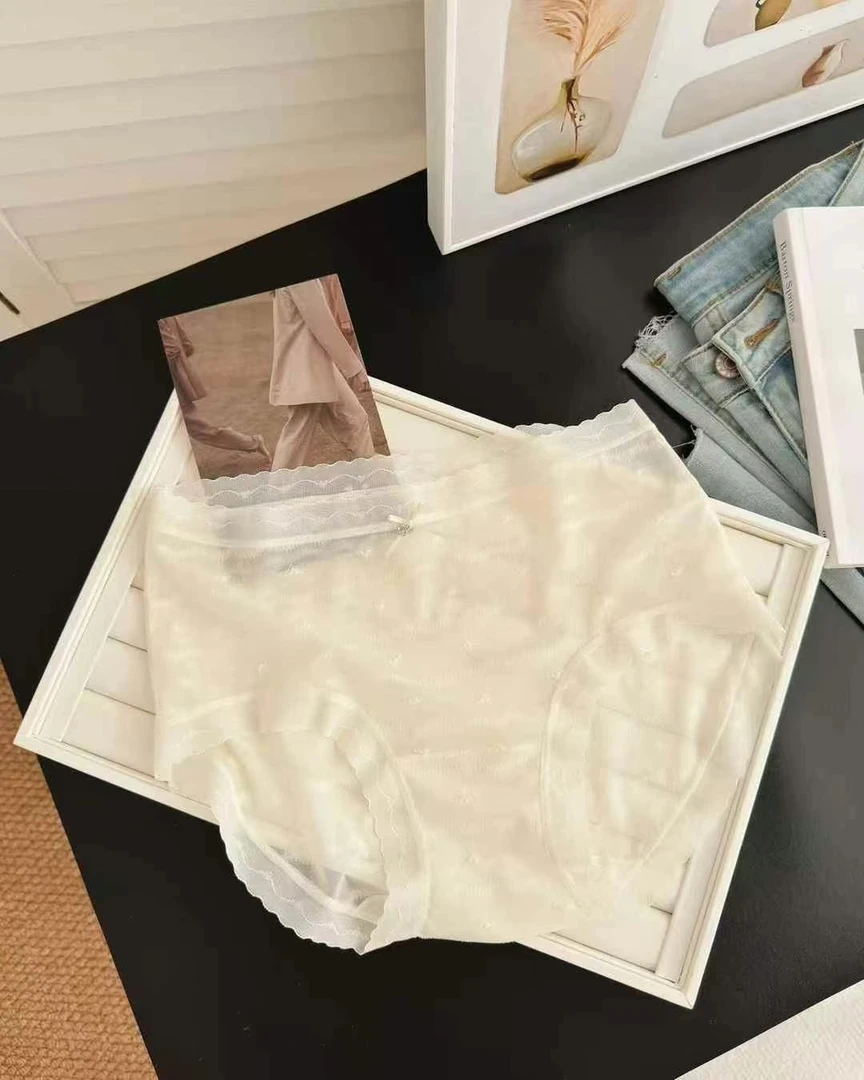 6360莱莹 四条装春夏新品超薄蕾丝微透内档抗菌中腰三角内裤女