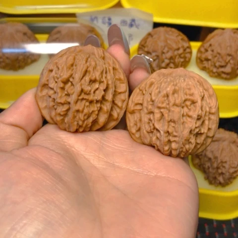 【闪购商品】文玩核桃吊坠田***四座楼